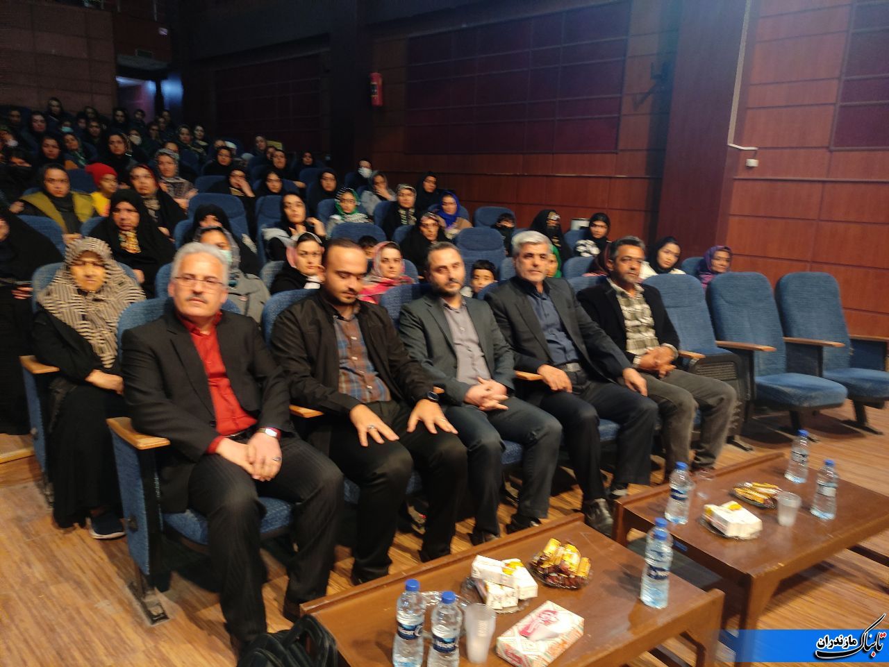 اولین همایش ملی راه زندگی و مادری از سوی کمیته امداد در نکا برگزار شد