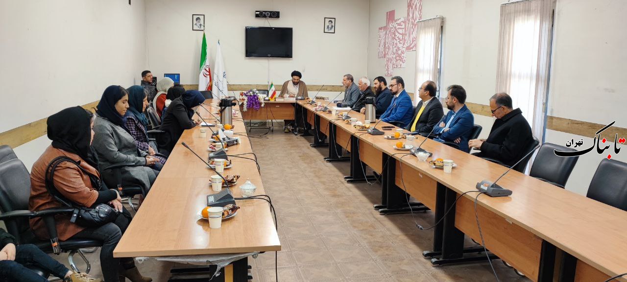 تقدیر از عوامل فیلم آن سوی آسمان تقدیر از عوامل فیلم آن سوی آسمان