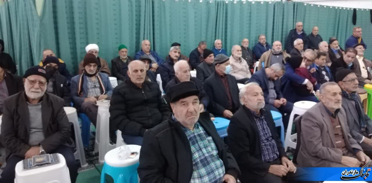 علی‌رغم تحریم‌ها و مشکلات، خادمان ملت در طول این ۴۵ سال، خدمات گسترده‌ای نمودند