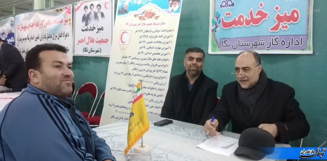 خدمت به مردم از برجسته‌ترین اهداف انقلاب اسلامی