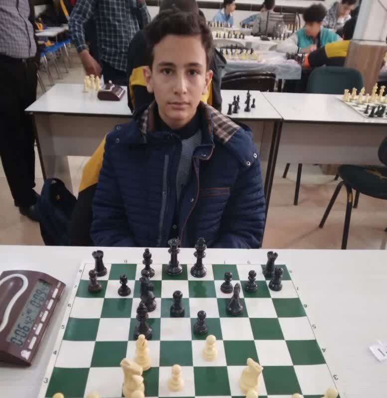 معرفی برترینهای مسابقات شطرنج قهرمانی ردههای سنی در همدان معرفی برترینهای مسابقات شطرنج قهرمانی ردههای سنی در همدان