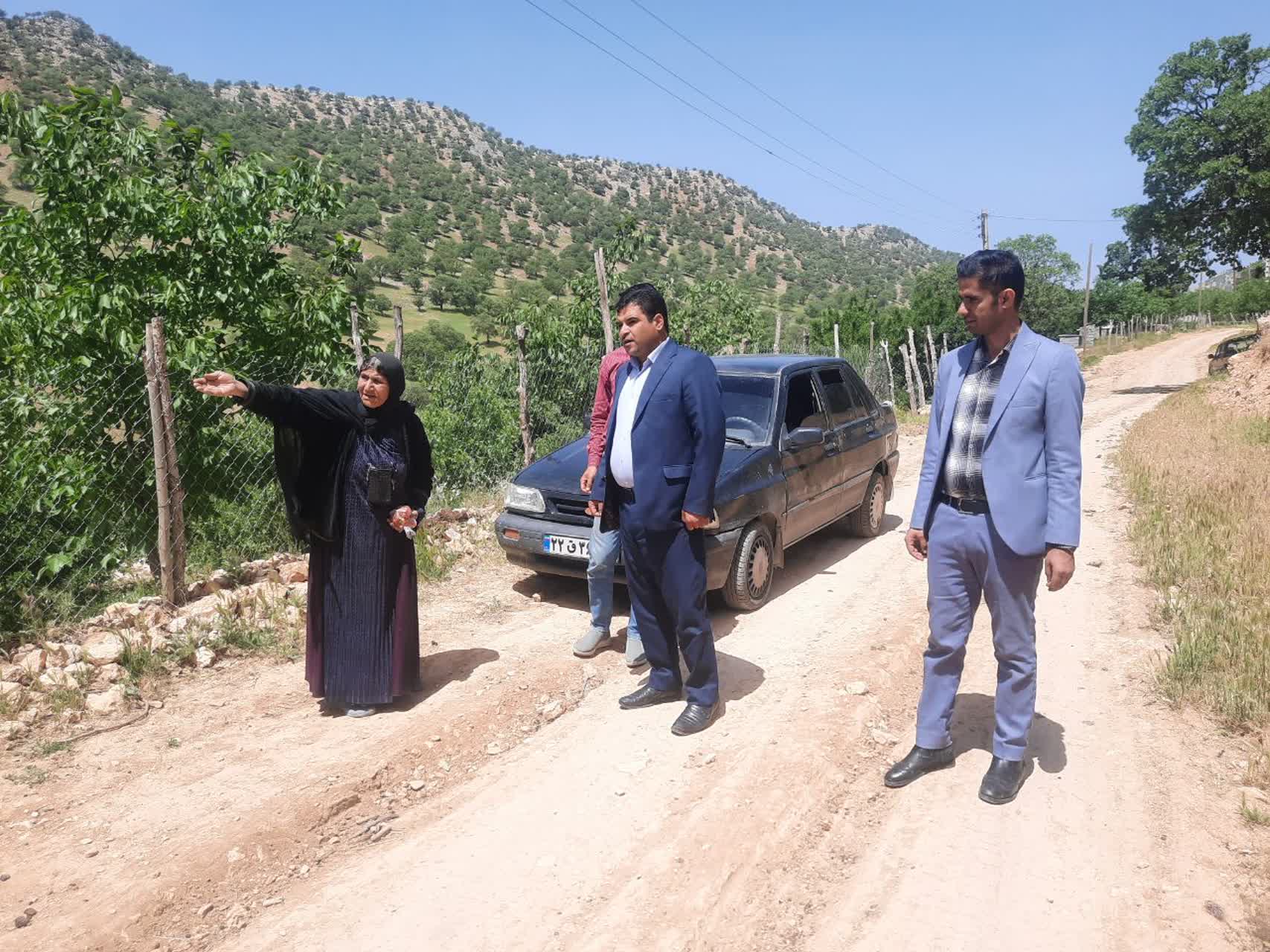 بازدید بخشدار مرکزی از طرحهای عمرانی روستایی مارکون بازدید بخشدار مرکزی از طرحهای عمرانی روستایی مارکون