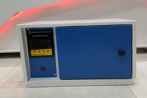 کدام یک از تجهیزات آزمایشگاهی را برای گرم کردن مواد استفاده می کنند؟