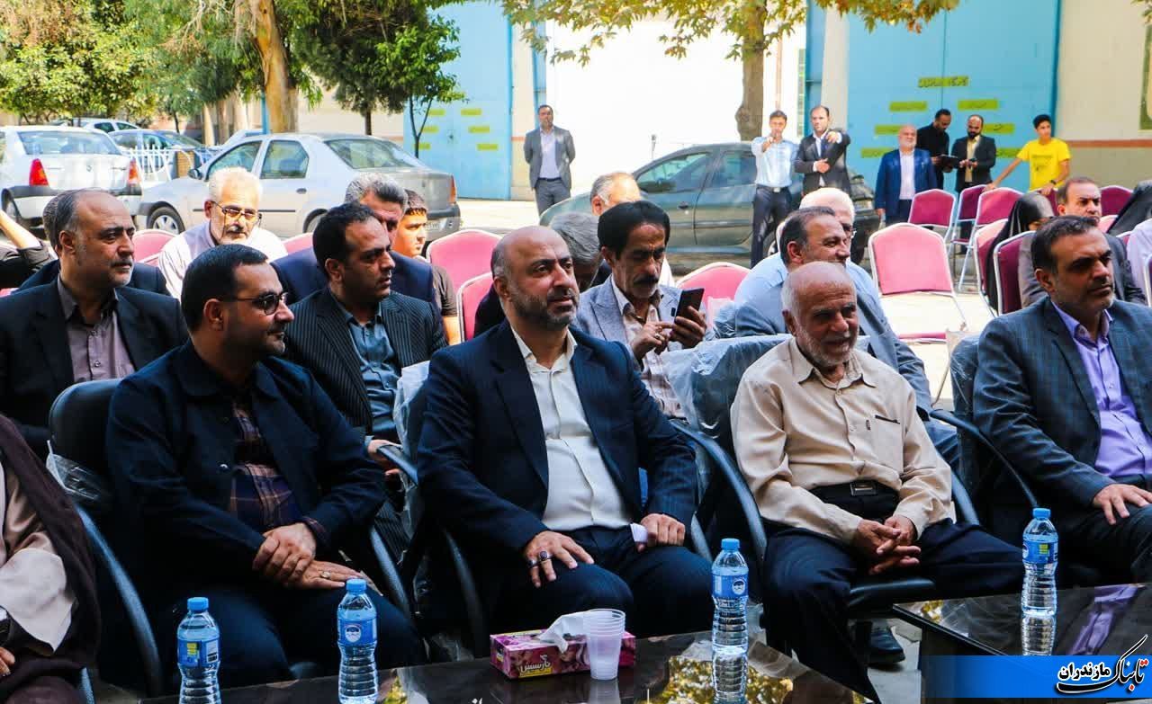 سالن ورزشی هنرستان شهید مطهری در اولین روز از هفته دولت به بهره برداری رسید