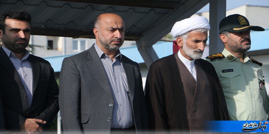 نگذاریم ایثار، مقاومت و ایستادگی ملت ما فراموش شود