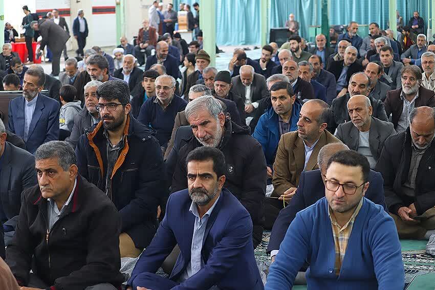 برخورد با دشمن باید هوشمندانه و کوبنده باشد تا دشمن را پشیمان کند