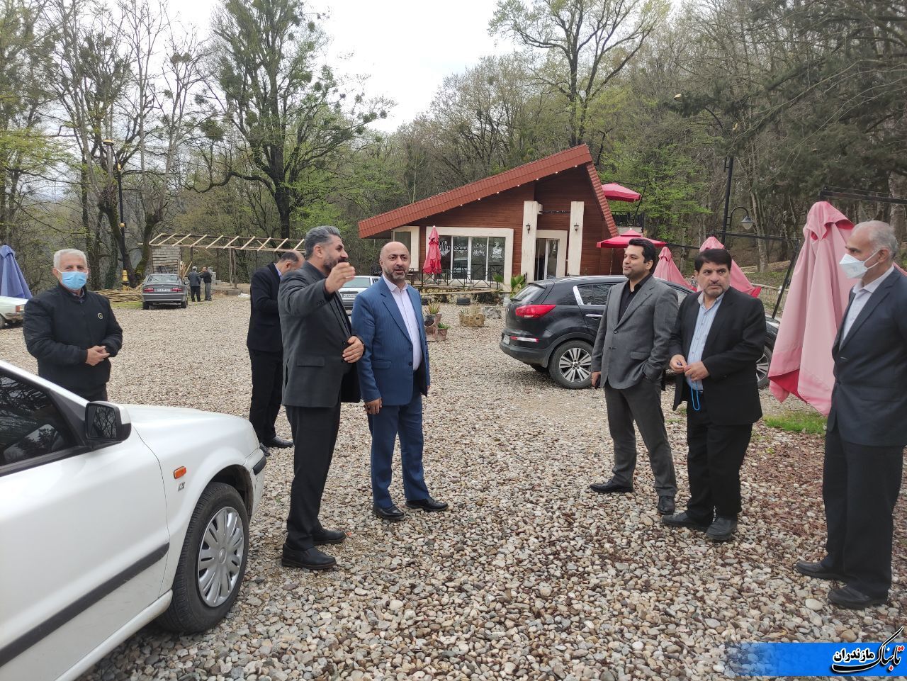 بازدید مسئولین شهرستانی از روند تکمیل پیست دوچرخه‌سواری نکا در پارک قرمرض