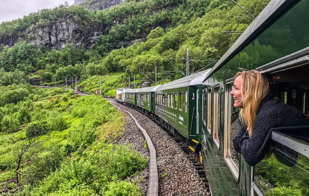 چگونه از تخفیفها و کدهای تخفیف خرید بلیط قطار بهرهمند شویم؟ چگونه از تخفیفها و کدهای تخفیف خرید بلیط قطار بهرهمند شویم؟