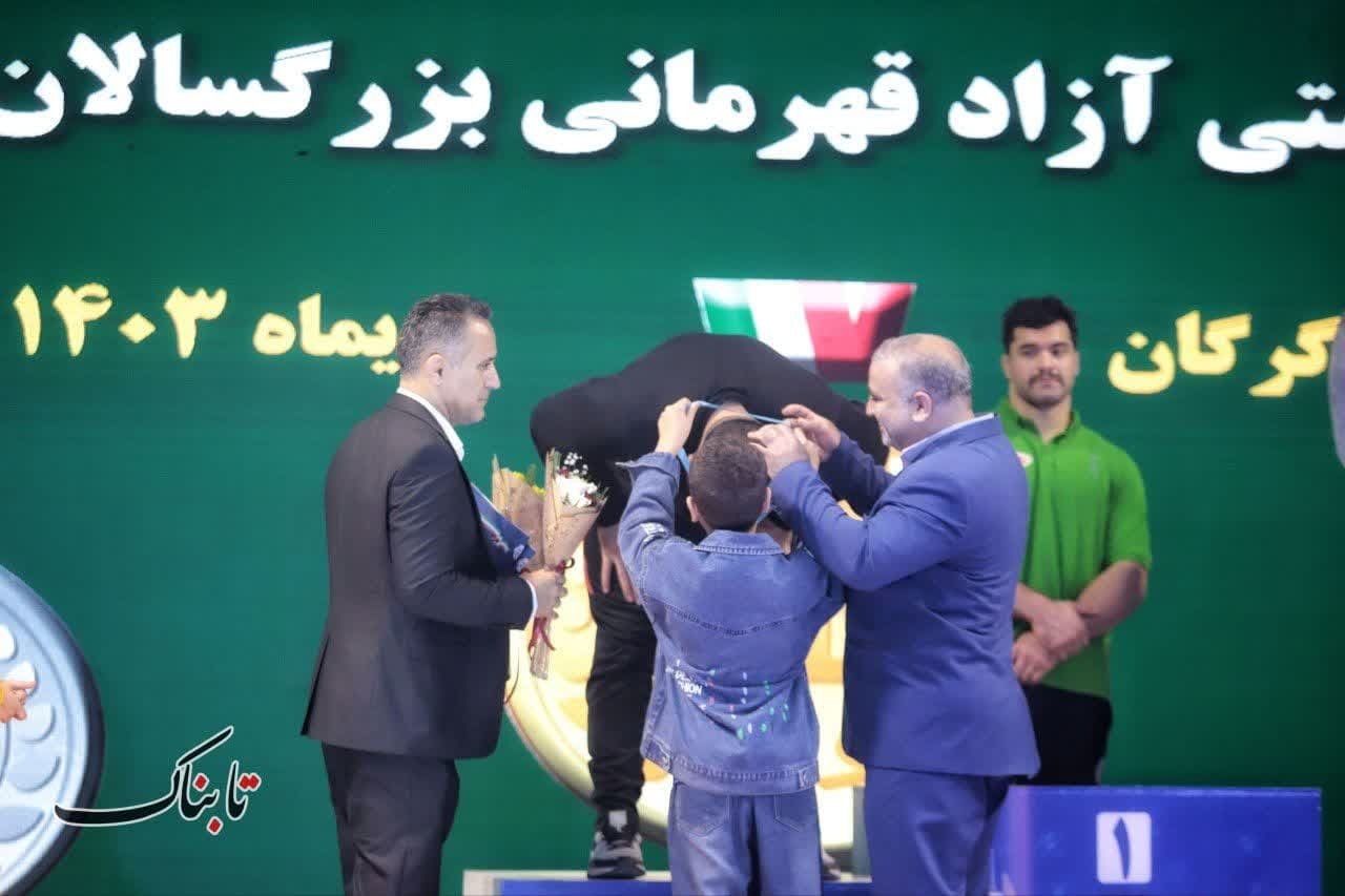 اختتامیه رقابت‌های کشتی آزاد قهرمانی کشور در گرگان+تصاویر