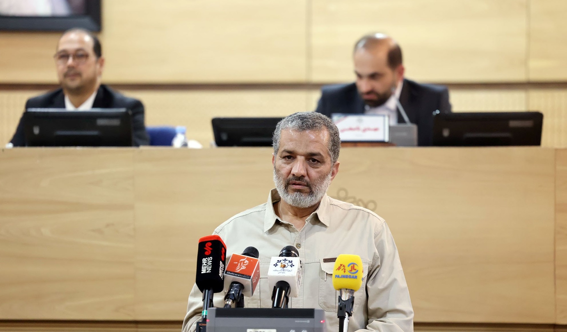 شهر مشهد با گدایی قابل اداره نیست