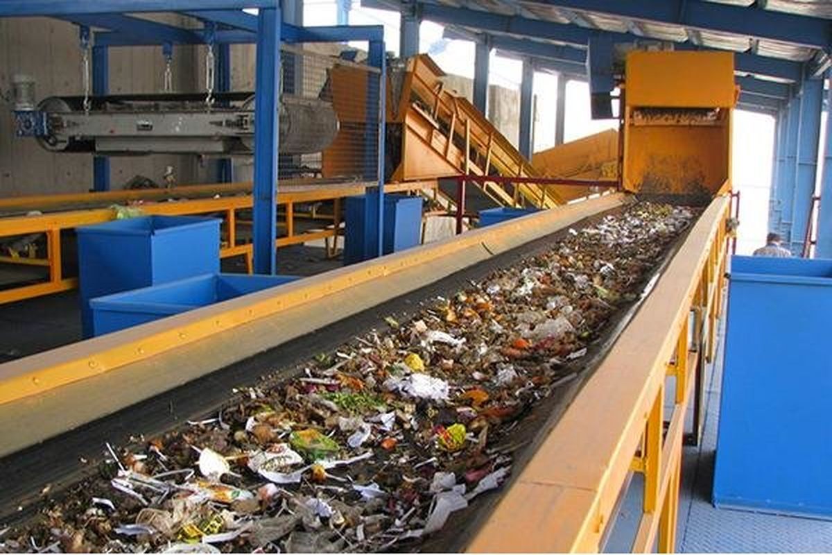 کارخانه کمپوست کرج پس از ۲ سال تعطیلی شروع به کار کرد/ روزانه 250 تن زباله به کود تبدیل میشود //کپی https://B2n.ir/n38138 کارخانه کمپوست کرج پس از ۲ سال تعطیلی شروع به کار کرد/ روزانه 250 تن زباله به کود تبدیل میشود //کپی https://B2n.ir/n38138