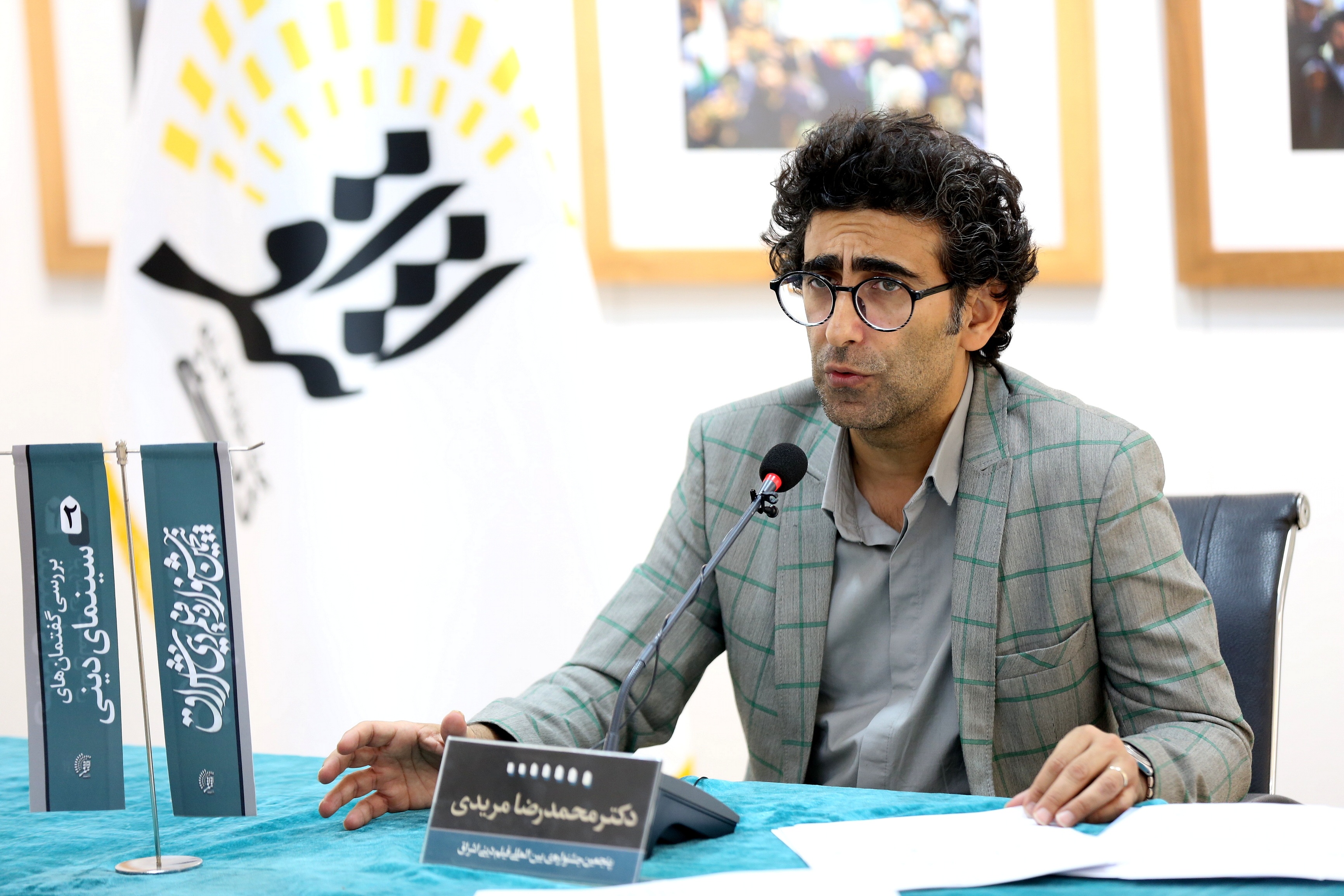 پنج گفتمان رایج در سینمای دینی و کارآمدترین آن ها در عصر حاضر پنج گفتمان رایج در سینمای دینی و کارآمدترین آن ها در عصر حاضر