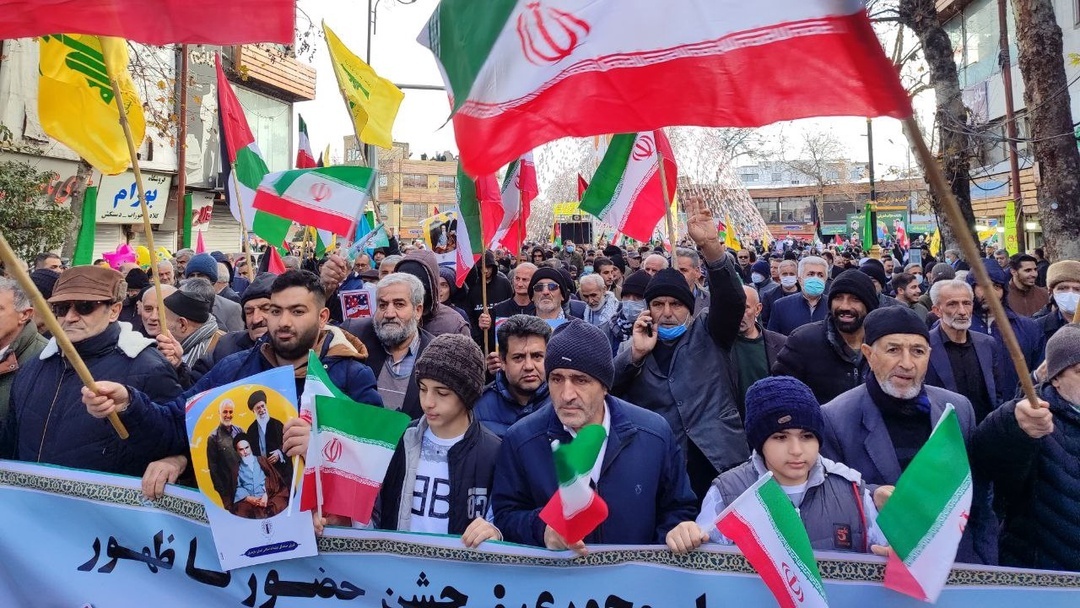 یک صدا تا پای جان برای ایران/ حضور حماسی مردم ایران در چهل و ششمین سالگرد پیروزی انقلاب + فیلم و عکس