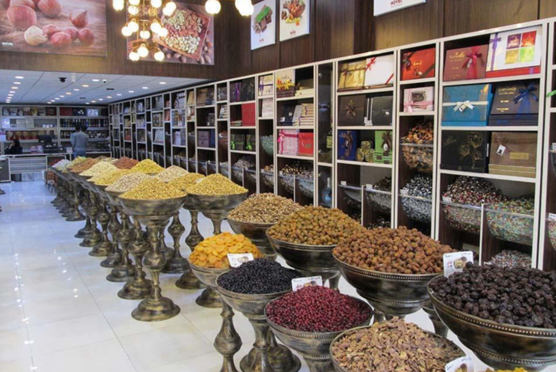 آجیل در بحران، قیمتها به آسمان میزنند و سفرههای ایرانی خالی میشوند آجیل در بحران، قیمتها به آسمان میزنند و سفرههای ایرانی خالی میشوند