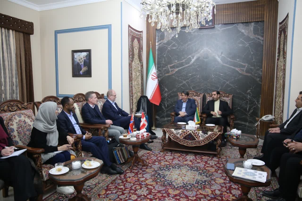 دیدار استاندار کرمان با سفرای نروژ و دانمارک/ تأکید بر تقویت همکاریها در زمینه گردشگری و مهاجرین