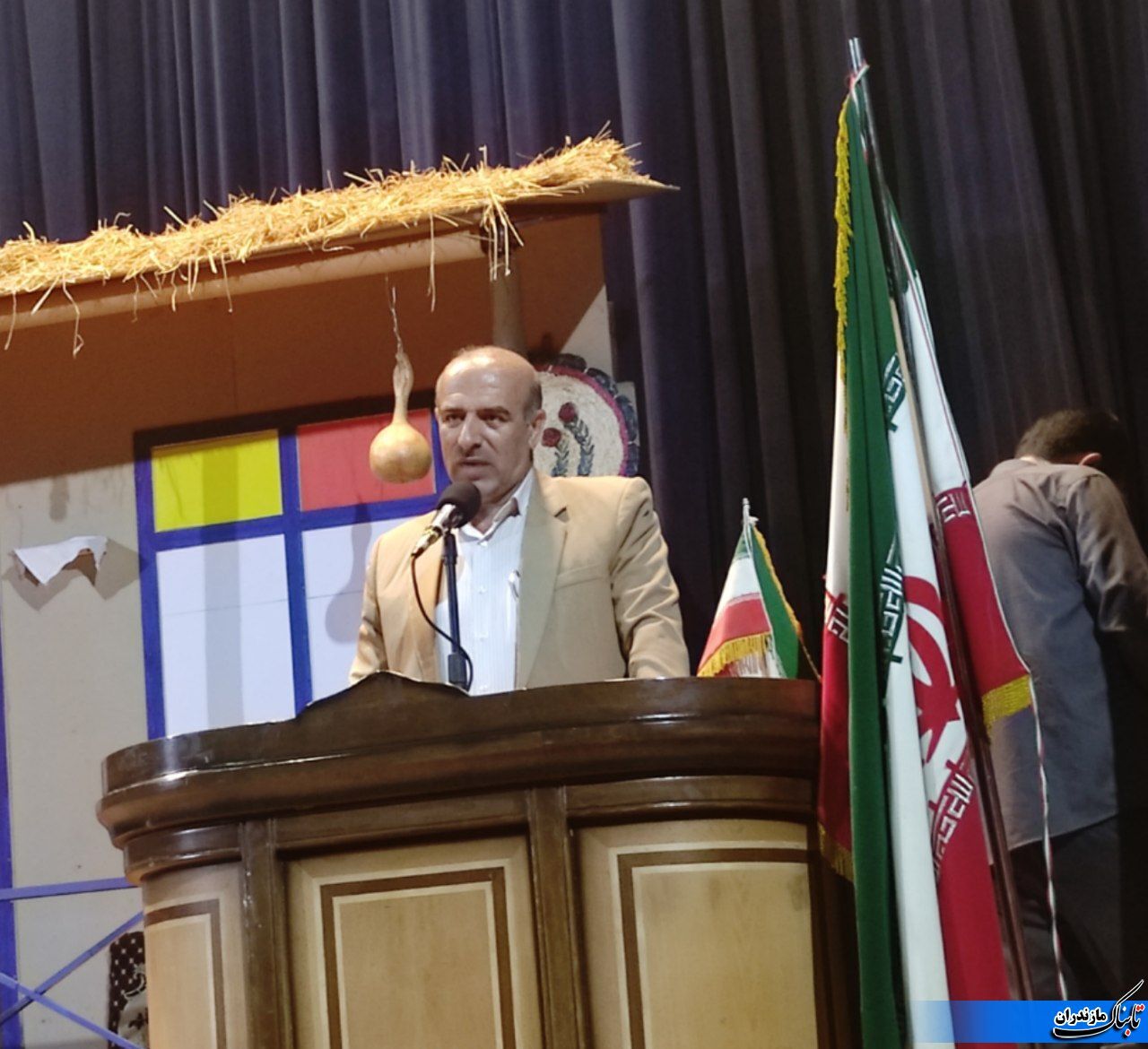 ما با تمام قوا از شما در تمامی حوزه‌ها حمایت می‌کنیم