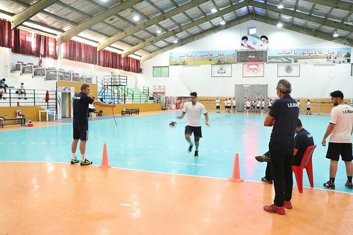 دعوت هفت بازیکن هندبال کهگیلویه به تیم ملی دعوت هفت بازیکن هندبال کهگیلویه به تیم ملی