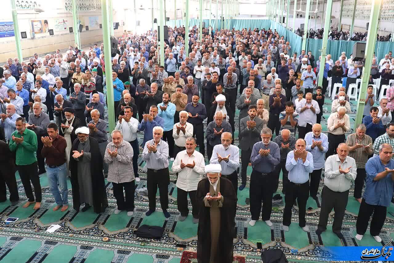 امام(ره) زحمت بسیاری را متقبل شد و به ما جُرأت، قدرت و استقلال داد