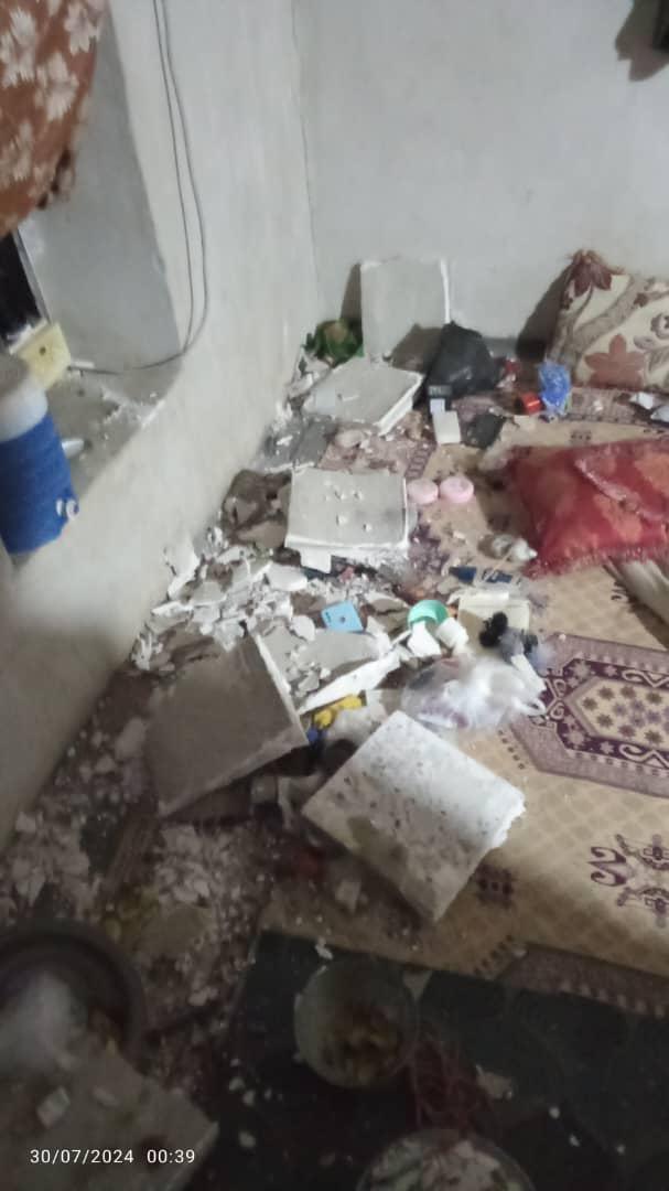 سیستان و بلوچستان حتی محروم از ثبت زلزله/ پس از 1 ماه در دمای بالای 50 درجه هنوز مردم روستای آبگاه در خیابان میخوابند سیستان و بلوچستان حتی محروم از ثبت زلزله/ پس از 1 ماه در دمای بالای 50 درجه هنوز مردم روستای آبگاه در خیابان میخوابند