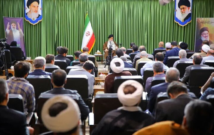 بنیان انقلاب اسلامی براساس مبارزه شکل گرفته است/مسئولیت داشتن «افراد» قدرت مطالبهگری و پاسخگویی ایجاد میکند