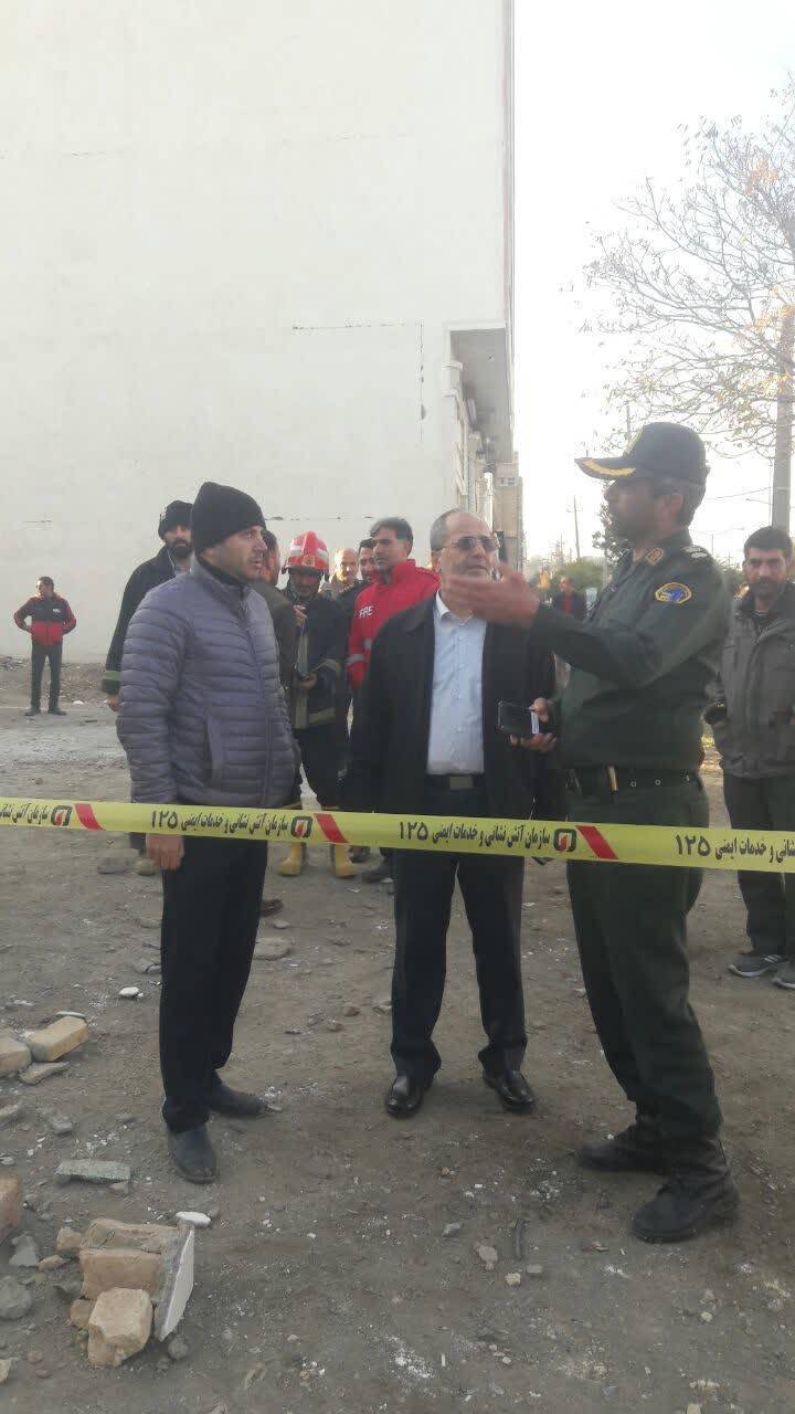 گزارش تصویری انفجار مهیب در حسینیه ارشاد همدان. گزارش تصویری انفجار مهیب در حسینیه ارشاد همدان.