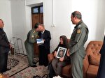 فرماندهان چهارم هوانیروز به دیدار مادران شهدای فارسان و شهرکرد رفتند+عکس