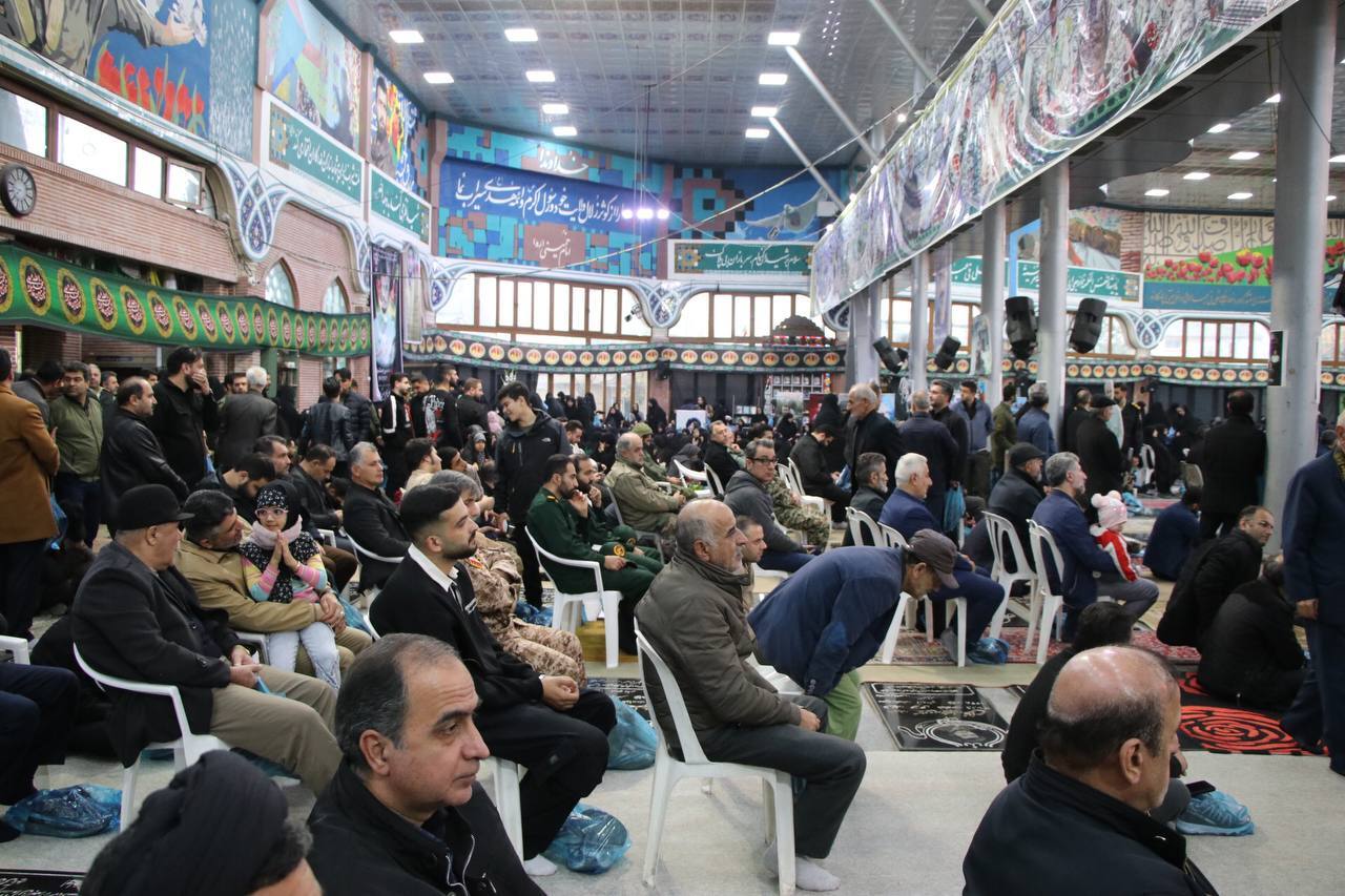 حزن و افتخار، مردم رشت در سوگ شهید امنیت ستوان سوم جمشیدی حزن و افتخار، مردم رشت در سوگ شهید امنیت ستوان سوم جمشیدی