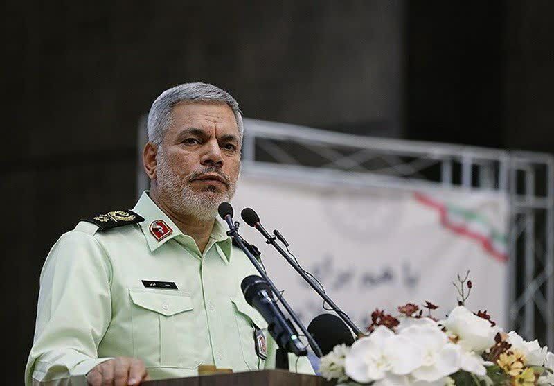 اقامه نماز، اولویت نیروهای مسلح برای سلامت جسم و روان است