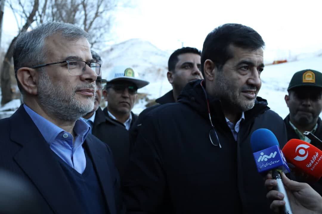 توسعه زیرساختهای ورزشی و گردشگری در پیست اسکی دیزین در دستور کار قرار دارد توسعه زیرساختهای ورزشی و گردشگری در پیست اسکی دیزین در دستور کار قرار دارد