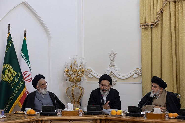 صرفه جویی انرژی اولویت حرم مطهر رضوی است/ شادیهای مشروع در اعیاد ائمه اطهار(ع) باید به جامعه منتقل شود+ گزارش تصویری صرفه جویی انرژی اولویت حرم مطهر رضوی است/ شادیهای مشروع در اعیاد ائمه اطهار(ع) باید به جامعه منتقل شود+ گزارش تصویری