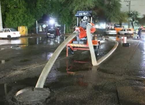 بارانهای اهواز و آبگرفتگی: مشکلات گذشته و تلاشهای امروز برای بهبود بارانهای اهواز و آبگرفتگی: مشکلات گذشته و تلاشهای امروز برای بهبود