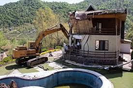 مقابله با تغییر کاربری ۲۵۰ هکتار از اراضی زراعی در چهارباغ/ ۲۶ بنگاه و ویلای غیرمجاز تخریب شد مقابله با تغییر کاربری ۲۵۰ هکتار از اراضی زراعی در چهارباغ/ ۲۶ بنگاه و ویلای غیرمجاز تخریب شد