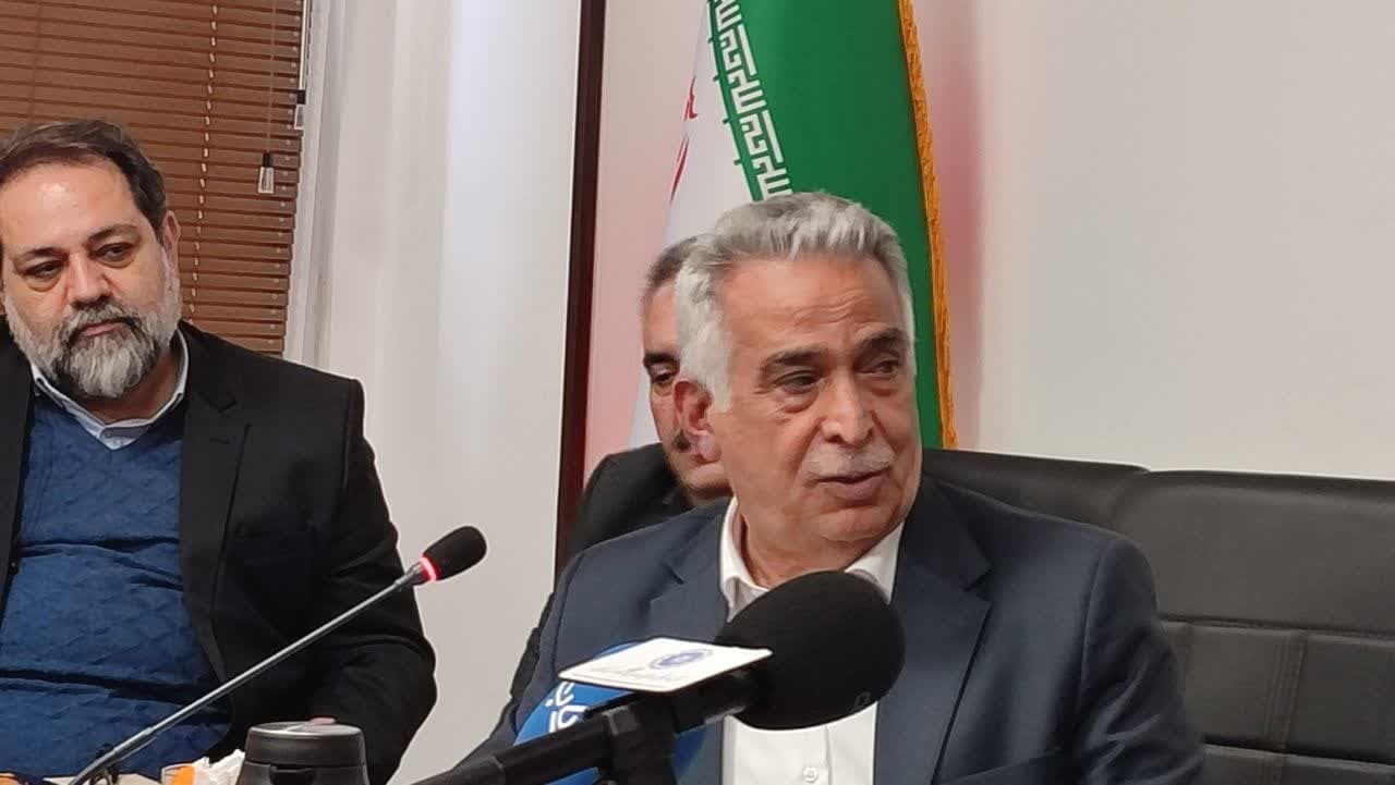 برای بقا در بازارهای جهانی باید رفتار اقتصادی خود را به روز کنیم/انتقاد از عملکرد ضعیف رایزن های اقتصادی