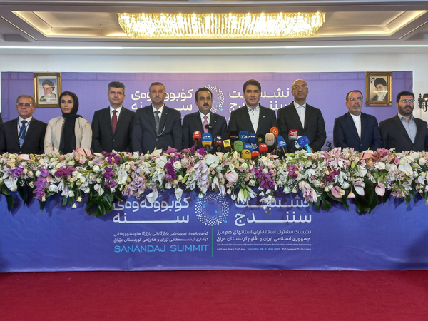 استاندار سلیمانیه: «مرز سیرانبند» موجب توسعه همکاریهای اقتصادی بین ایران و عراق می شود استاندار سلیمانیه: «مرز سیرانبند» موجب توسعه همکاریهای اقتصادی بین ایران و عراق می شود