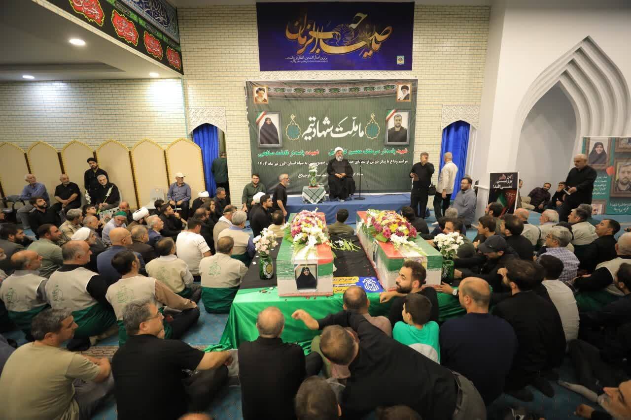 تشییع لاله های سرخ در البرز/وداع مردم با مدافعان وطن +تصاویر تشییع لاله های سرخ در البرز/وداع مردم با مدافعان وطن +تصاویر