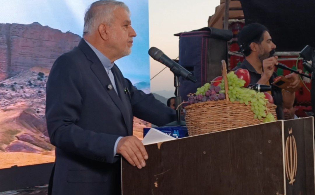 جشنواره سیب و انگور و فرصتهای گردشگری در دنا + فیلم جشنواره سیب و انگور و فرصتهای گردشگری در دنا + فیلم