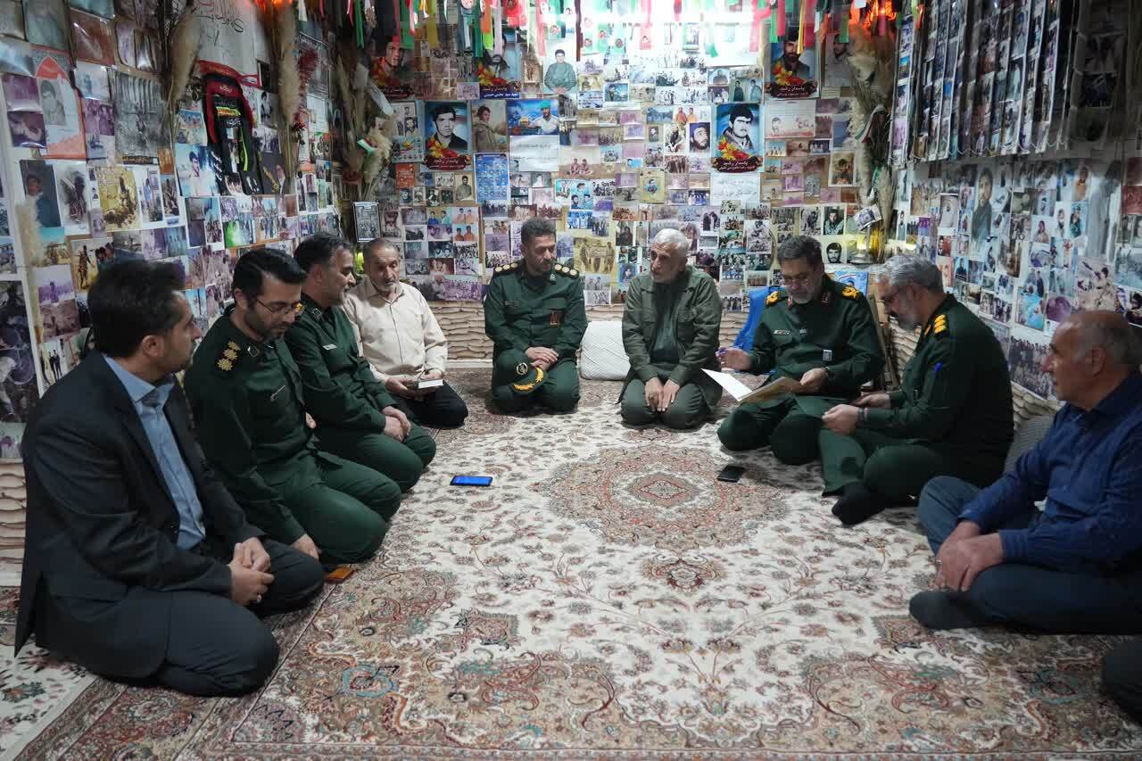 بیتالشهدای بهار پرچمدار جهاد تبیین و قرارگاه عهد با شهداست بیتالشهدای بهار پرچمدار جهاد تبیین و قرارگاه عهد با شهداست