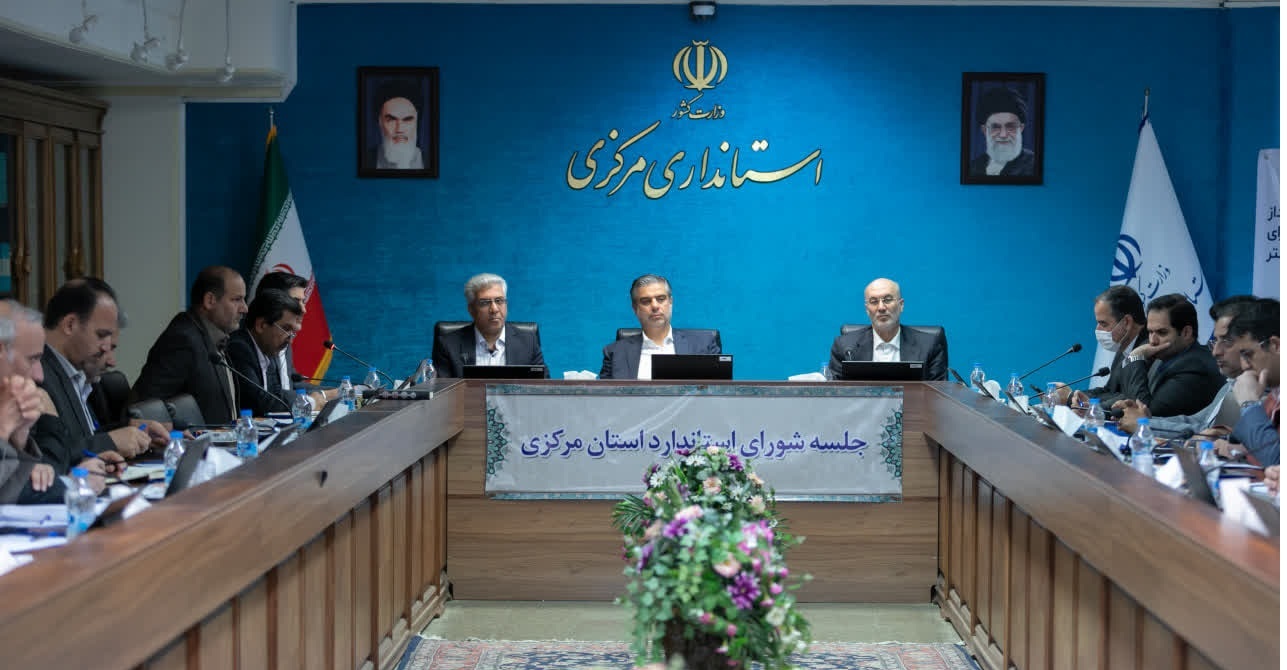 هیچ شرکت بیمهای نباید بدون دریافت گواهی استاندارد، اقدام به صدور بیمهنامه کند. هیچ شرکت بیمهای نباید بدون دریافت گواهی استاندارد، اقدام به صدور بیمهنامه کند.