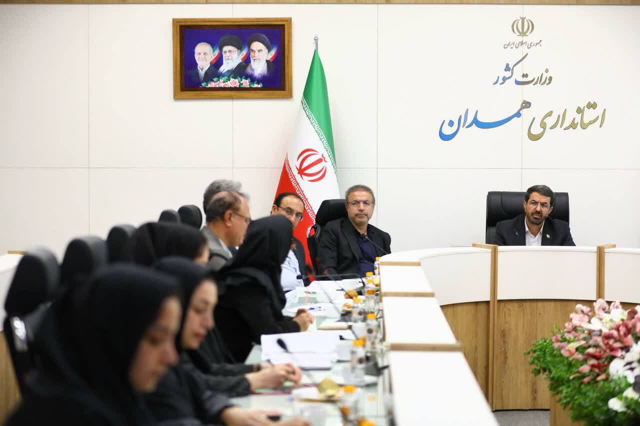 حل مشکلات اجتماعی و فرهنگی با تصمیمات دستوری ممکن نیست؛ مردم باید محور حکمرانی باشند حل مشکلات اجتماعی و فرهنگی با تصمیمات دستوری ممکن نیست؛ مردم باید محور حکمرانی باشند