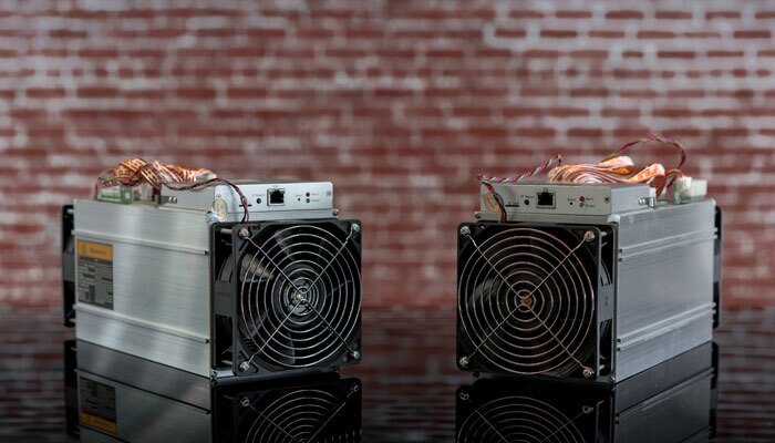 کشف دو دستگاه ماینر غیرمجاز در پارس آباد کشف دو دستگاه ماینر غیرمجاز در پارس آباد