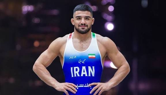 قهرمانی جهان در دستان کشتیگیر پرافتخار کردستان قهرمانی جهان در دستان کشتیگیر پرافتخار کردستان