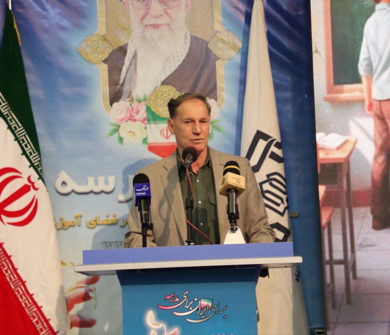 ضرورت مشارکت خیرین در توسعه فضا‌های آموزشی و ارتقای کیفیت آموزش در کرمانشاه + فیلم