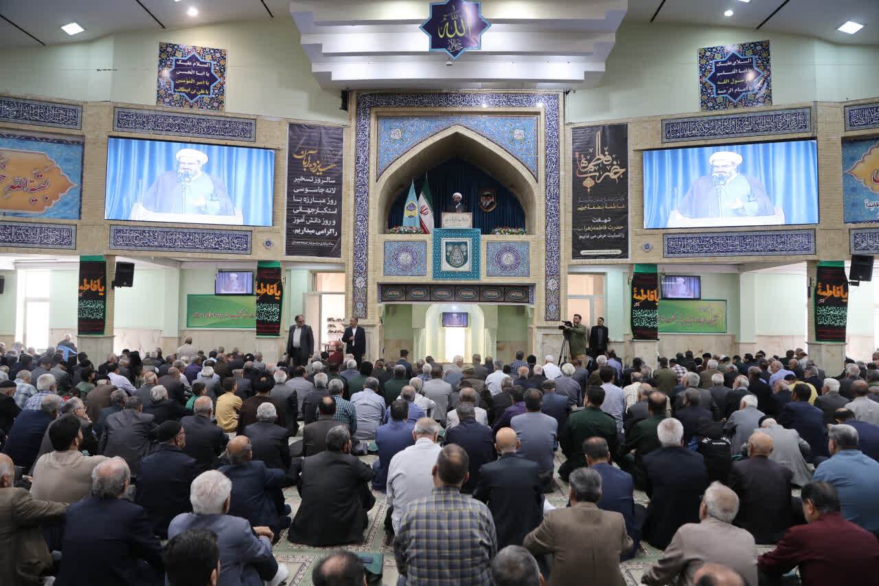 حل مشکلات معیشتی مردم نیازمند مدیریت قوی، شفافیت و نظارت جدی است/عکس متن ندارد/ محتوای متن کم است حل مشکلات معیشتی مردم نیازمند مدیریت قوی، شفافیت و نظارت جدی است/عکس متن ندارد/ محتوای متن کم است