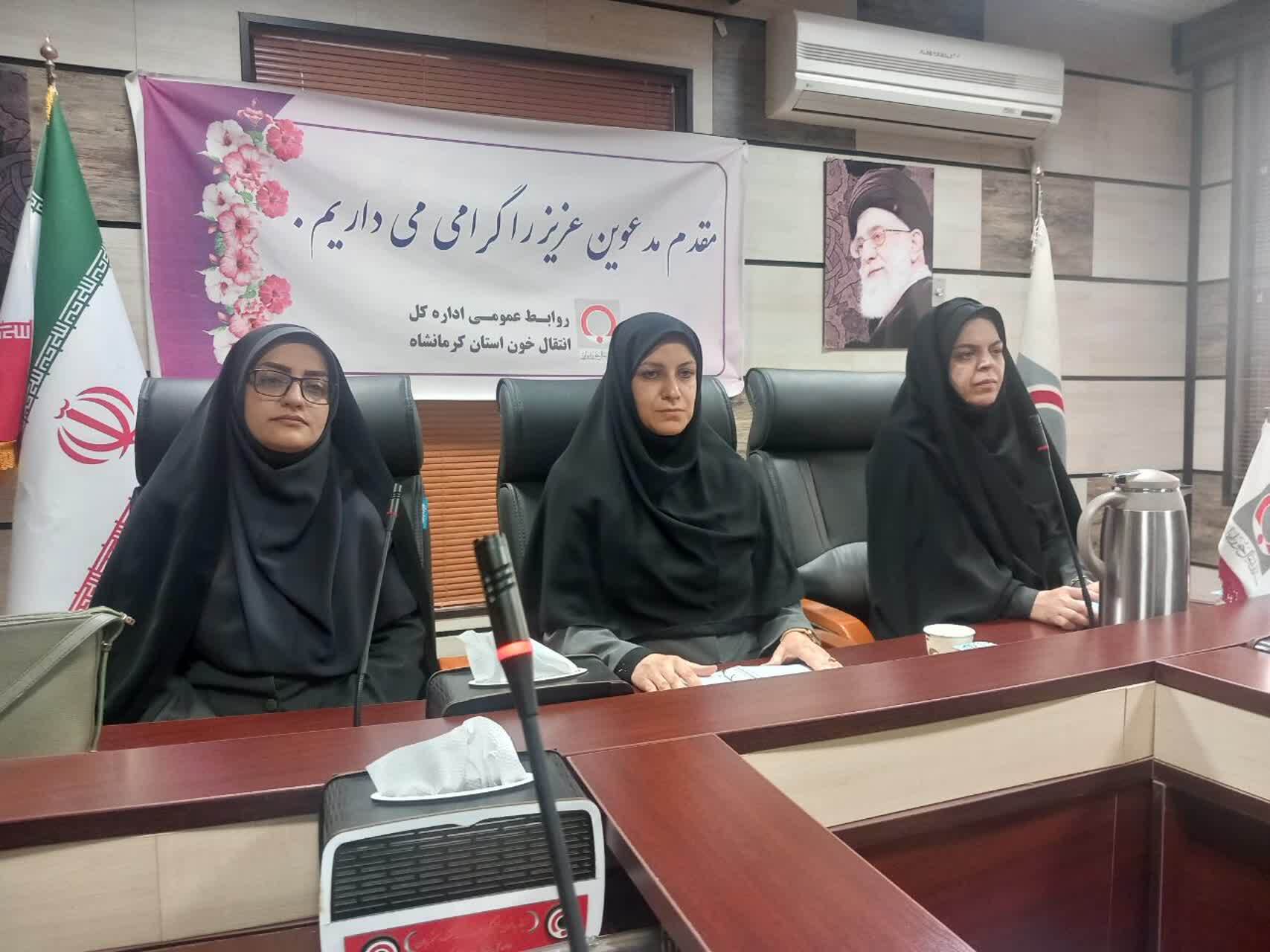 زنان میتوانند در عین حفظ ارزشها، در تمامی عرصهها موفق باشند زنان میتوانند در عین حفظ ارزشها، در تمامی عرصهها موفق باشند