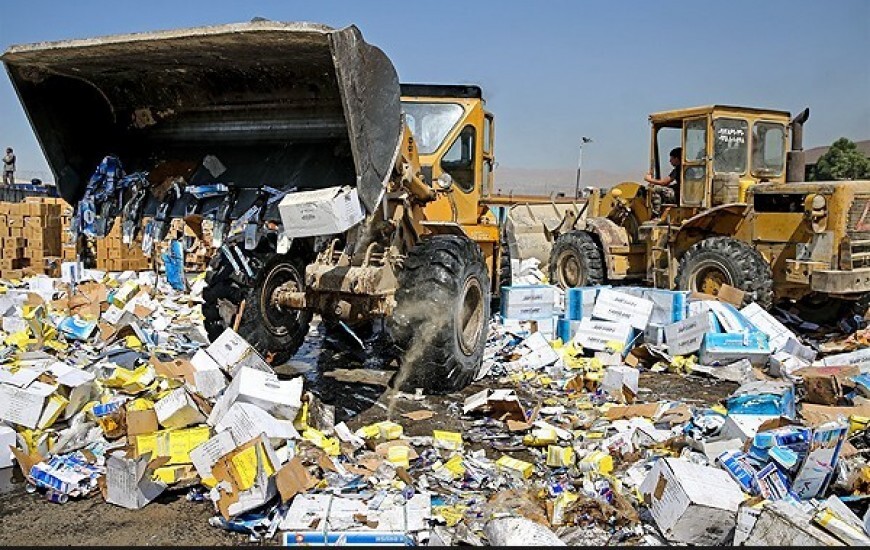 ۳ و نیم تن مواد غذایی فاسد در اردبیل امحا شد ۳ و نیم تن مواد غذایی فاسد در اردبیل امحا شد