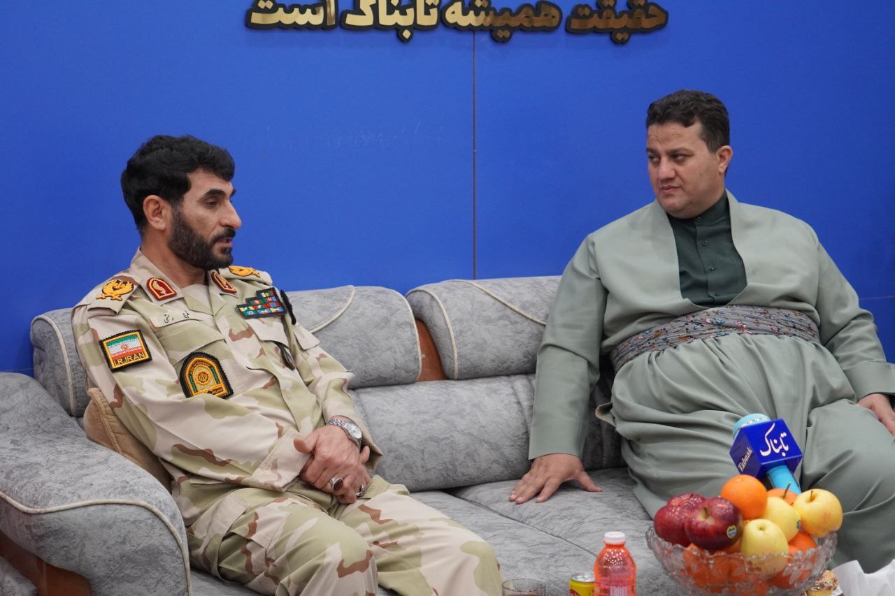 امنیت مرزهای کردستان خط قرمز نیروهای مسلح/ ساماندهی کولبری و معیشت مرزنشینان در اولویت است امنیت مرزهای کردستان خط قرمز نیروهای مسلح/ ساماندهی کولبری و معیشت مرزنشینان در اولویت است