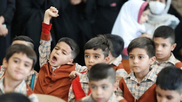 مدارس لرستان فردا حضوری است/ تأکید آموزشوپرورش بر رعایت کامل پروتکلهای بهداشتی مدارس لرستان فردا حضوری است/ تأکید آموزشوپرورش بر رعایت کامل پروتکلهای بهداشتی