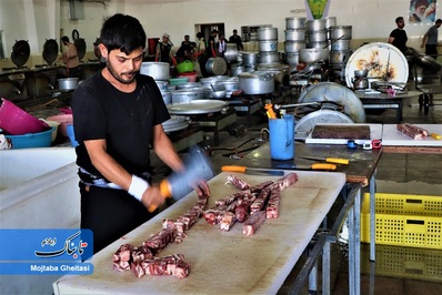 در مسیر خدمت به زوار حسینی